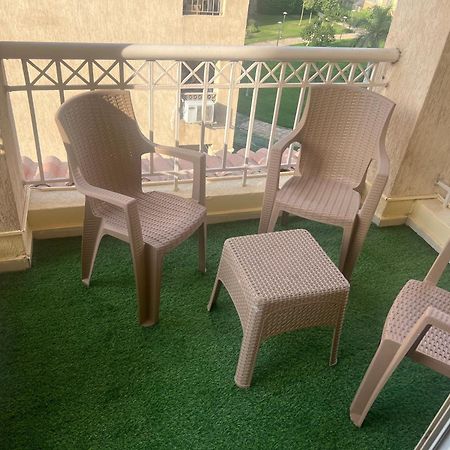 Luxurious Vip Apartment In Madinaty Furnished With High End Hotel Furniture Luaran gambar